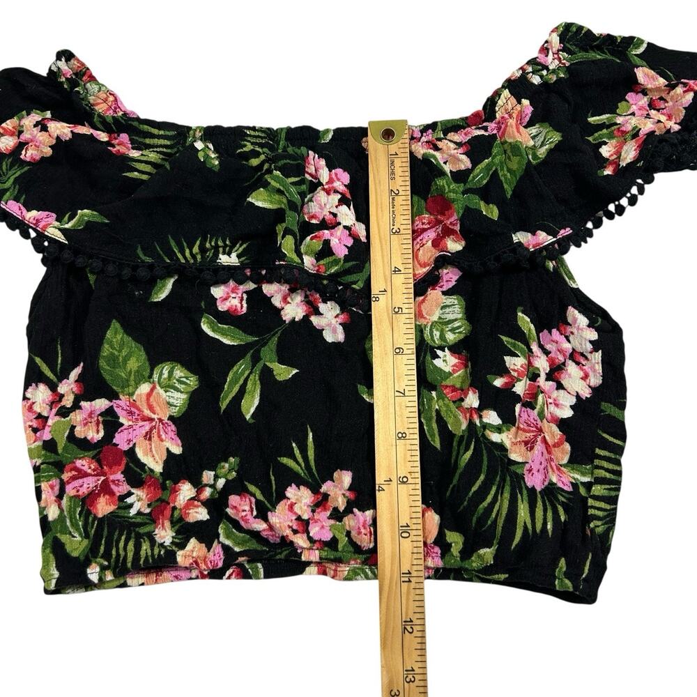 Ambiance Womens Crop Top Black Tropical Floral Off Shoulder Ruffle Pom Trim Sz M - Picture 6 of 7